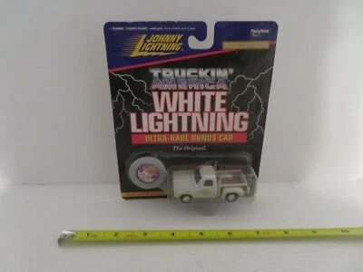 Johnny Lightning Truckin America Ultra Rare Bonus 1978 Lil Red Express 1997 MOC - Image 1 of 4