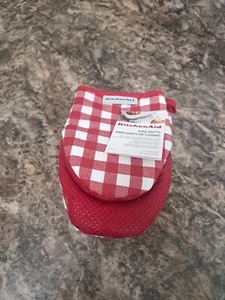 Kitchenaid Guinga Mini Juego de Guantes para Horno, Juego de 2. Rojo. Envío gratuito. - Imagen 1 de 9