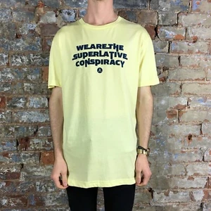 WESC Mr Kazuki Casual T-Shirt, Tee Brand New - in Yellow Size: L - Picture 1 of 3