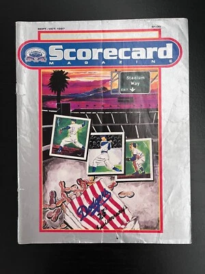 1987 Los Angeles Dodgers 25TH Anniversary Scorecard & Magazine Sept./Oct. - Image 1 of 2