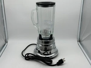 Waring Commercial BB900G 1/2 HP Chrome Bar Blender with 40-Ounce Glass Container - Picture 1 of 6