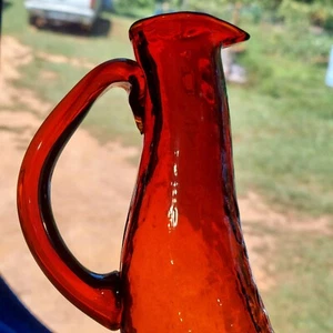 Jarra de vidrio artístico rojo naranja ámbar opalescente estilo Empoli vintage  - Imagen 1 de 15