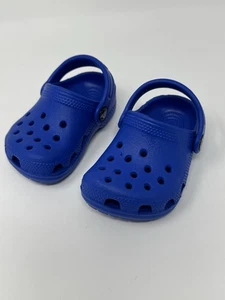 Crocs Clogs Baby Kleinkind Jungen Mädchen Größe C2/3 blau Slipper Sandalen Schuhe gebraucht, in einwandfreiem Zustand - Bild 1 von 10