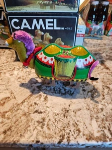 Vintage Camel ME-842 Tin Toy Walking Mechanical Battery Operated - Works GREAT! - Picture 1 of 8