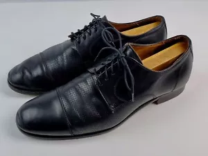 Vestido Oxford Saks Fifth Avenue para hombre Tommy cuero negro muestra talla 9,5 M ventilado - Imagen 1 de 12