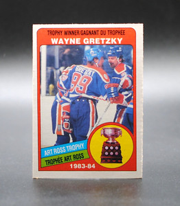 1984-85 O-Pee-Chee WAYNE GRETZKY Art Ross Trophy Card #373 NM-MT Edmonton Oilers