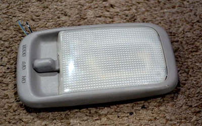 2000-2006 TOYOTA TUNDRA DOME LIGHT ROOF MAP INTERIOR GRAY GREY Foto 1 de 4