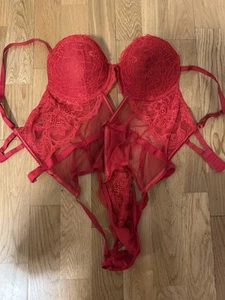 Dessous Victoria’s Secret Body Rot Neuwertig Größe 170 / M / 96A - Bild 1 von 3