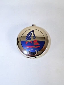 Aschenbecher klein rot weiß & blau Tasche USA patriotisch Flip Top Segelboot - Bild 1 von 12