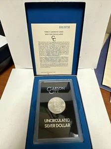 1880 DOLLARO D'ARGENTO CARSON CITY MORGAN NON CIRCOLATO con scatola e certificato di autenticità - Foto 1 di 6