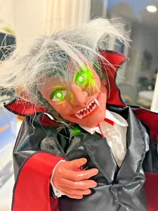 VTG 1988  Witch Time Halloween 16"  Dracula w/box - Picture 1 of 3