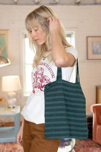 The Striped Tote - Picture 1 of 7
