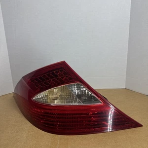 2006-2008 Mercedes CLS500 CLS550 Driver Side LEFT LH Taillight Assembly - Picture 1 of 9