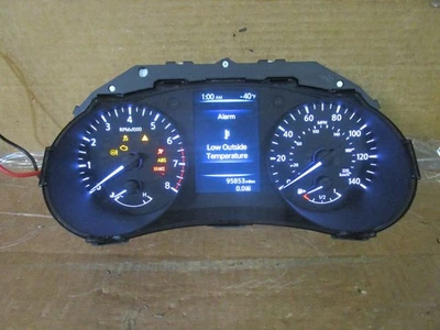 Cuadro de instrumentos velocímetro Nissan Rogue 16 calibre Speedo 95 k millas 2016 Foto 1 de 4