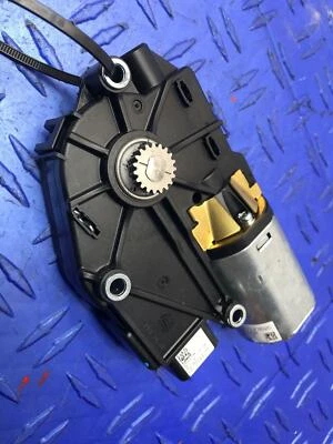 2018 2019 2020 2021 FORD EDGE SUNROOF SUNSHADE MOTOR FT4B15B669F - Image 1 of 4