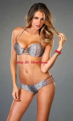 NUEVO CON ETIQUETAS BEACH BUNNY Sexy Conjunto de Bikini de Natación con Estampado de Guepardo Niña en Llamas Talla MEDIANA Foto 1 de 4