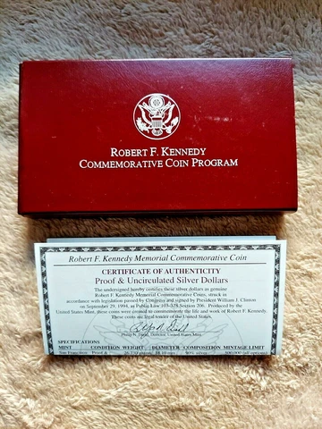 ROBERT F KENNEDY MEMORIAL COMMEMORATIVE PROOF & UNCIRCULATED SILVER DOLLAR SET Cover