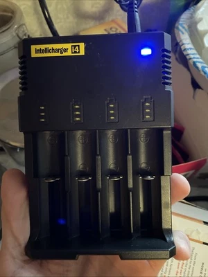 Nitecore Intellicharger i4 - Image 1 of 2