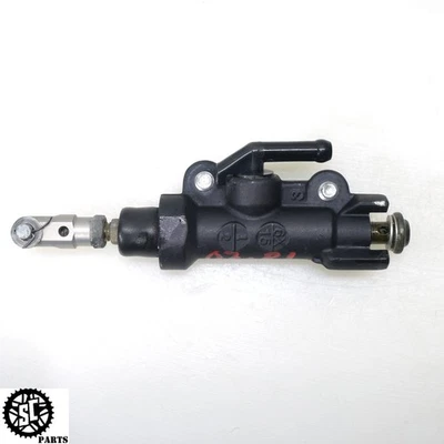 07 08 CILINDRO MAESTRO FRENO TRASERO YAMAHA YZF R1 Foto 1 de 2