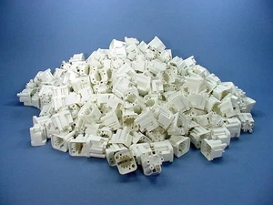 250 Compact Fluorescent Lamp Holder Light Double Twin Socket 75W 600V 26723-2A1 - Picture 1 of 5