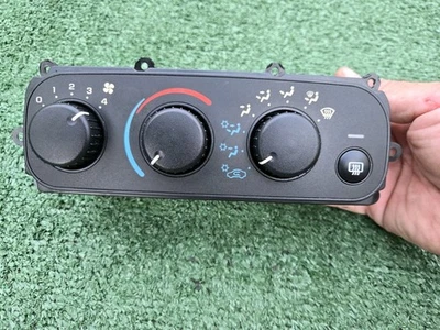 原始设备制造商 2001 - 2006 年道奇 STRATUS/CHRYSLER SEBRING 空调加热器 气候控制开关  — 第 1/4 张图片