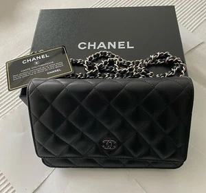ORIGINAL CHANEL Wallet on Chain (mit Authentifizierungskarte) NEUWERTIG ! - Bild 1 von 5