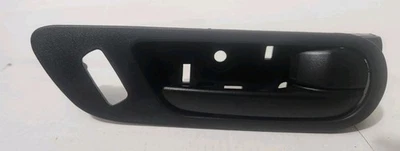 Внутренняя дверная ручка Dorman 96538 передняя правая черная для Mazda 3 3 Sport 10-13 годов выпуска - Изображение 1 из 4