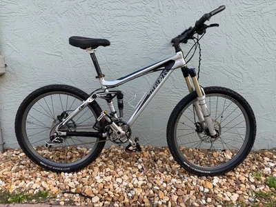 Trek BikeFuel EX 7 2008 Mountain Bike - Image 1 of 4