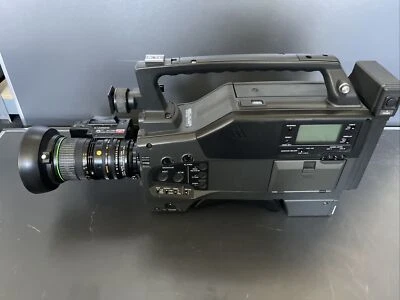 SONY UVW-100P Betacam SP KAMERA Defekt + CANON YH13x7.5 MAKRO TV ZOOM LENS - Bild 1 von 4