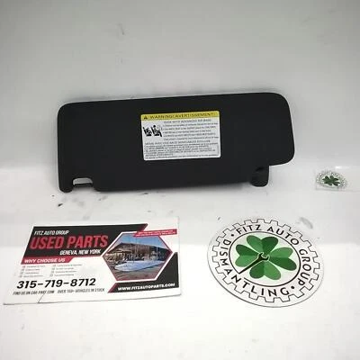 2017 Audi A3 quebra sol lado direito do passageiro sedã fabricante de equipamento original - Imagem 1 de 4