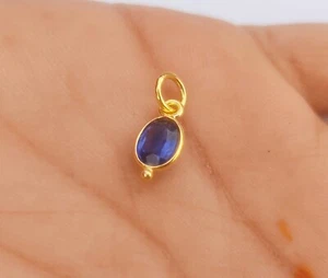 Natural Kyanite Charm - Solid 18K Yellow Gold Handmade Jewelry Pendant'SLC0048" - Picture 1 of 5