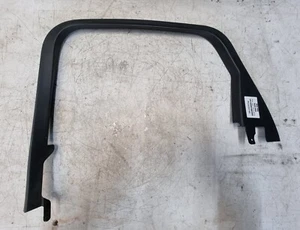 FORD KUGA MK3 CX482 2.5 2019-2023 marco de moldeo de ventana trasero derecho lv4b-s247b56 - Imagen 1 de 6