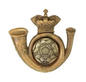 Gorra de infantería ligera King's Own Yorkshire insignia bi metal - Imagen 1 de 1