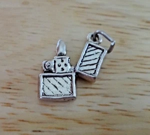 ¡Dije encendedor de cigarrillos 3D pequeño detallado 3D plata esterlina 3D 15x15 mm! - Imagen 1 de 4