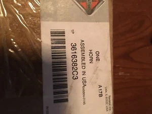 International 3616382C3, Horn Pad - Steering Wheel, Black OEM - Picture 1 of 1