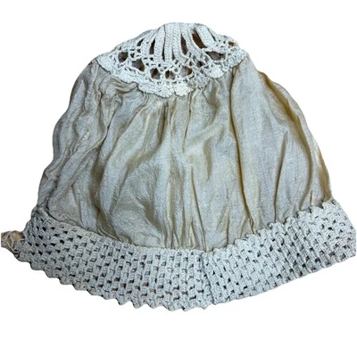 Antiguo sombrero toudoir de seda de ganchillo eduardiano Foto 1 de 4