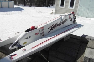 Rc Boat, Tunnel, Bateau téléguidé 7.5 - Photo 1 sur 5