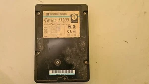 Disque dur vintage Western Digital Caviar 31200 WDAC31200 1281,9 Mo IDE P-ATA 4500 tr/min - Photo 1/2