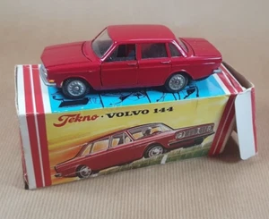 Tenko 835 - Volvo 144. Original model and box. Fantastic condition. 1960's. Rare - Picture 1 of 7