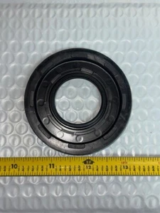 OEM Polaris Oil Seal NEW Part #3085663 - Picture 1 of 1