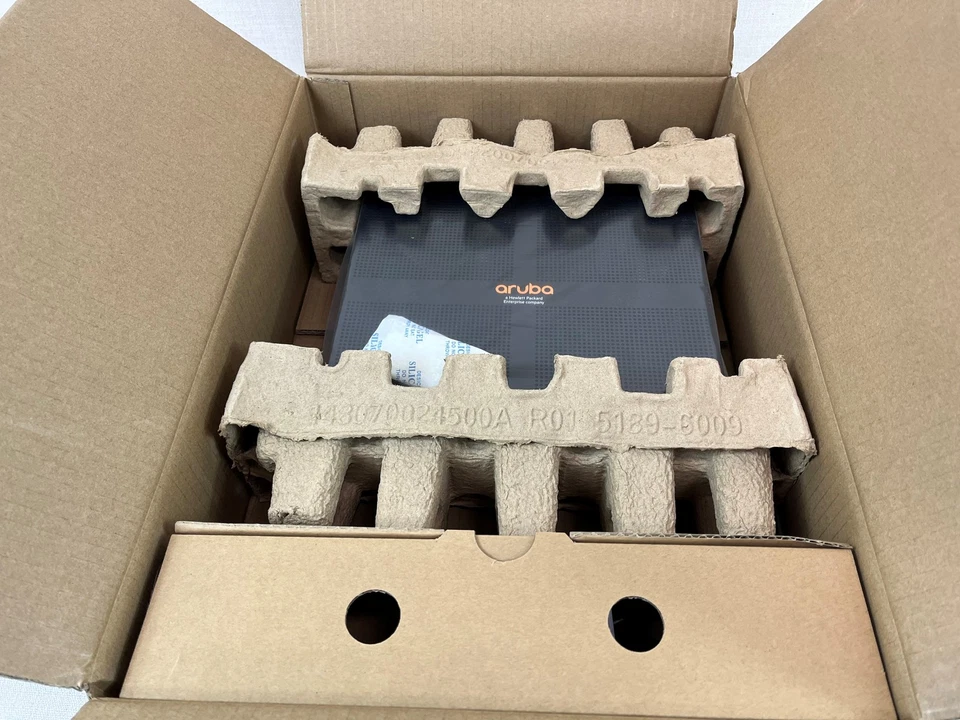 HPE Aruba 2930F 12G POE 2G 2SFP - switch - 12 ports JL693A#ABA - Image 1 of 3