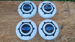 1969 70 71 72 Chevrolet Truck pickup van 1/2 Ton C10 White Painted Hubcaps - Picture 1 of 10