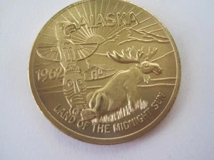 Alaska Token Land Of Midnight Sun Good For $1 1962 - Picture 1 of 5