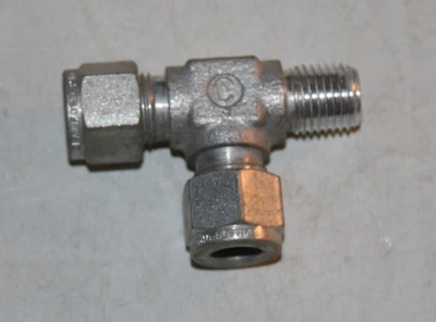 3/8 Tube x 1/4 MNPT Carbon Steel Run Tee Swagelok Crawford S-600-3TMT - Image 1 of 3