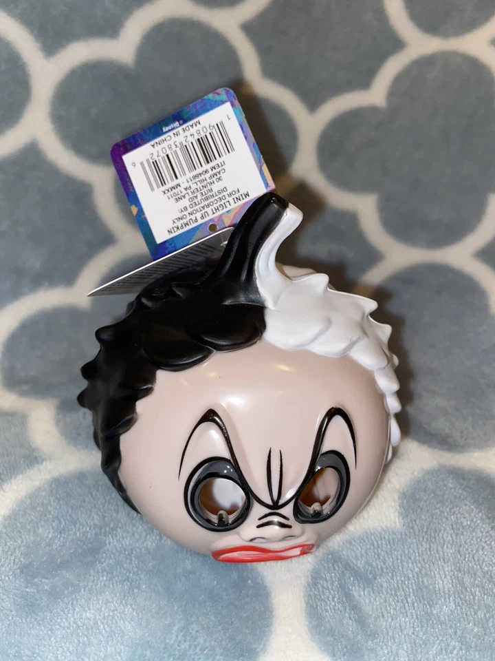 Disney Villians Cruella 101 Dalmations Pumpkin Mini Light up Halloween Decor