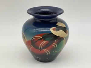 G. Morit hand signed Peruvian 5 inch vessel - Picture 1 of 10