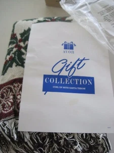 Avon Gift Collection Curl Up w/ Santa Throw New - Picture 1 of 7