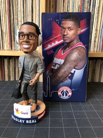 BRADLEY BEAL Bobblehead SGA NIB 2016-17 RARE G-Wiz Kids Club Washington Wizards Cover