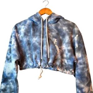 Champion Blue Tie-Dye Cropped Hoodie Athletic Wear Size M Statement Outerwear - Picture 1 of 10