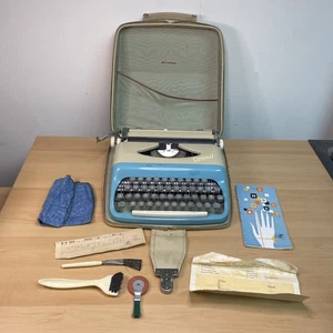 Vtg 1960's Robin Egg Blue Consul Portable Travel Typewriter Manual Carrying Case - Picture 1 of 21